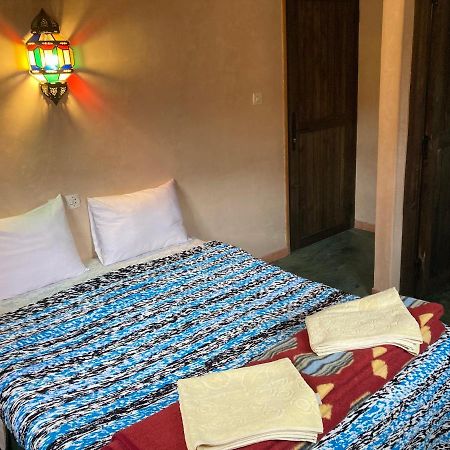 Bed and Breakfast Les 4 Saisons Du Dades Ait Idair Экстерьер фото