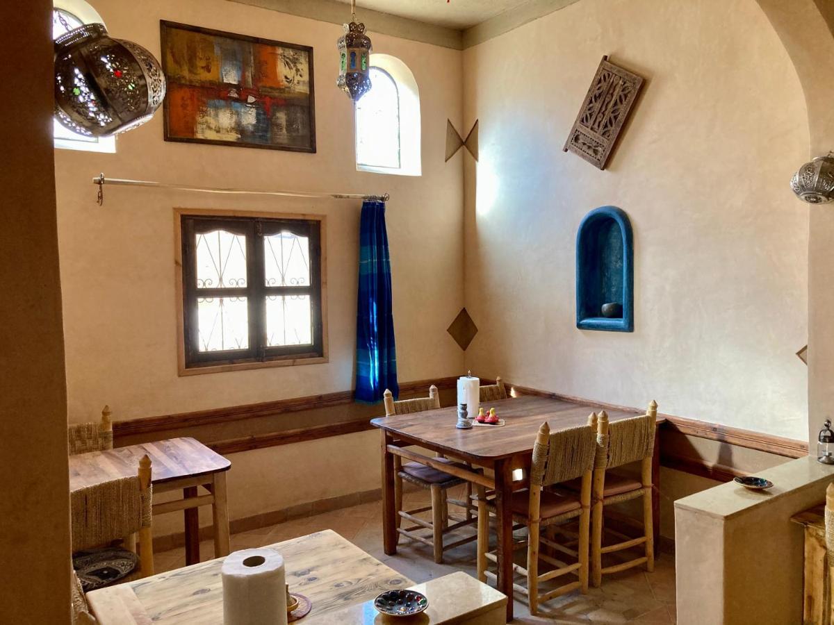 Bed and Breakfast Les 4 Saisons Du Dades Ait Idair Экстерьер фото