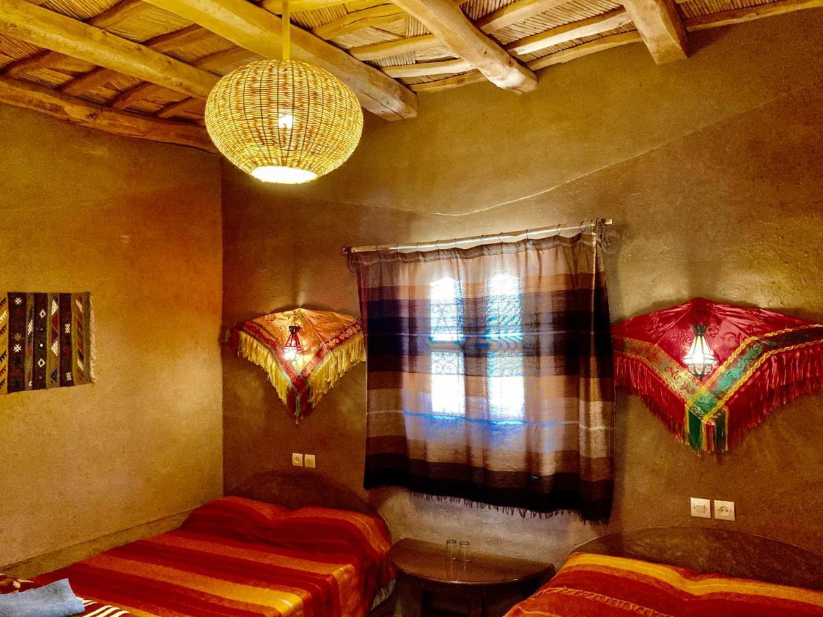 Bed and Breakfast Les 4 Saisons Du Dades Ait Idair Экстерьер фото