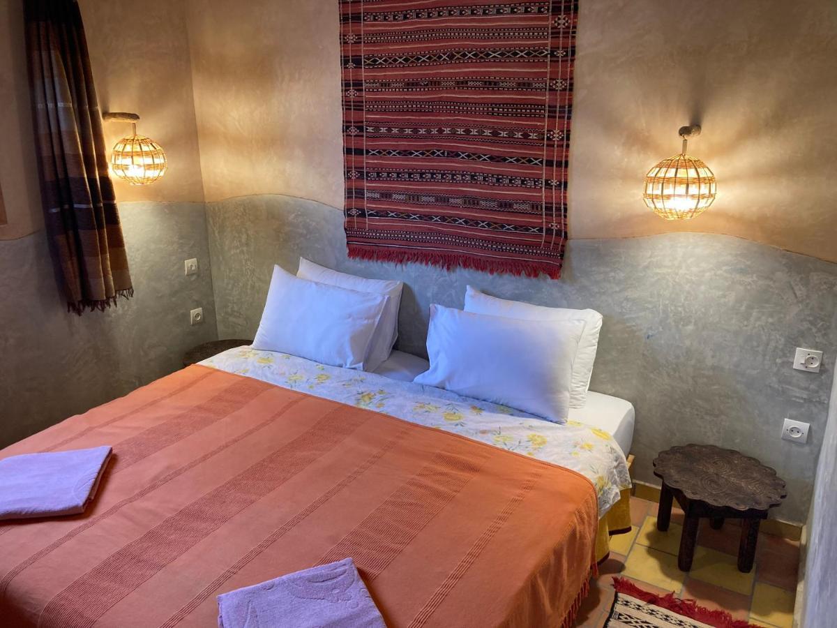 Bed and Breakfast Les 4 Saisons Du Dades Ait Idair Экстерьер фото