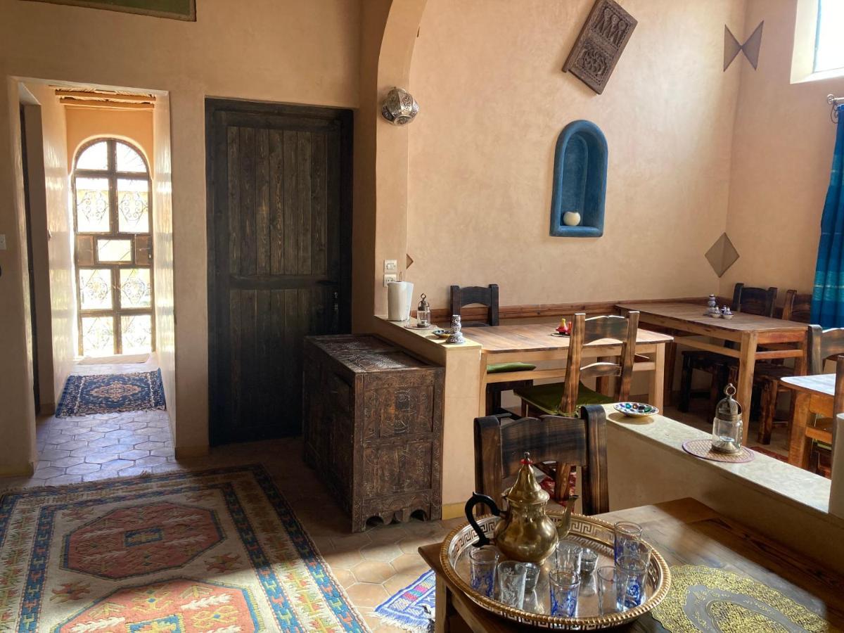 Bed and Breakfast Les 4 Saisons Du Dades Ait Idair Экстерьер фото